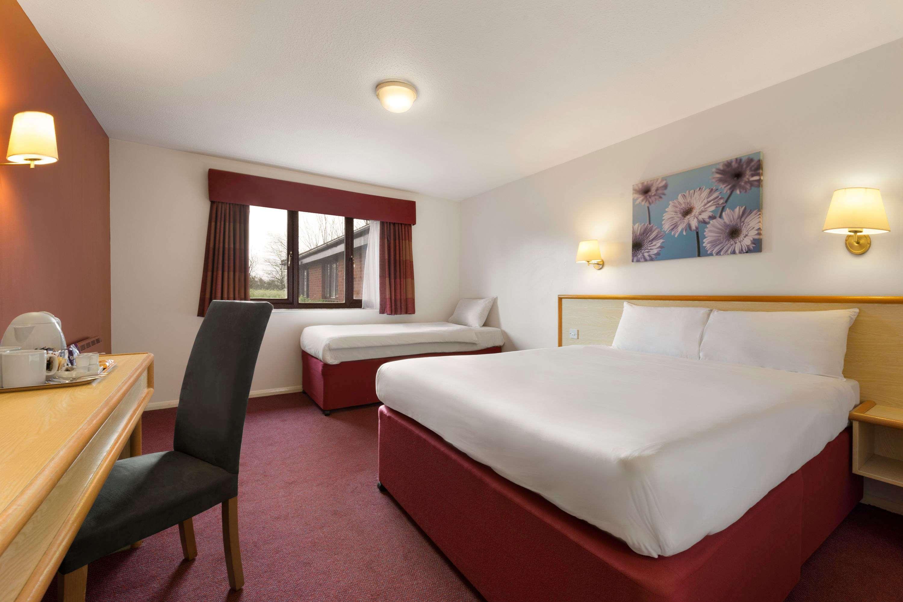 Days Inn Hotel Гретна-Грин Экстерьер фото